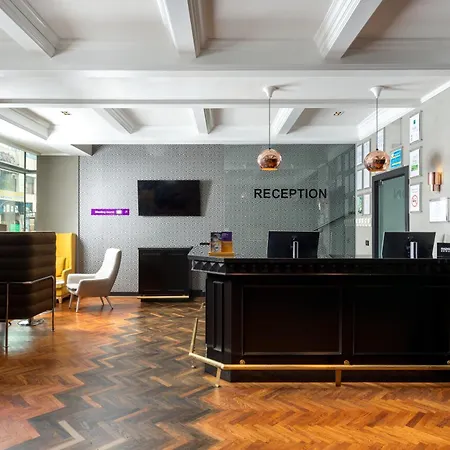 Park By Radisson & 4*