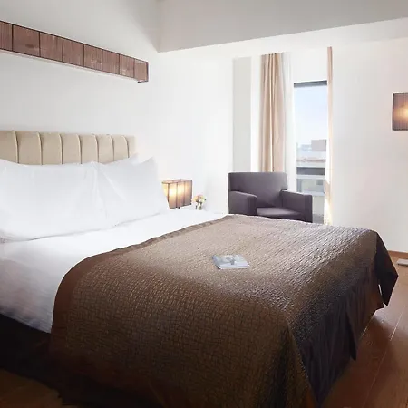 Park By Radisson & 4*