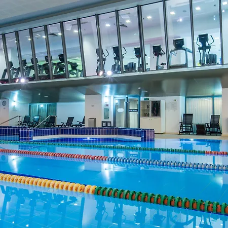 Park By Radisson & 4* Bukarest