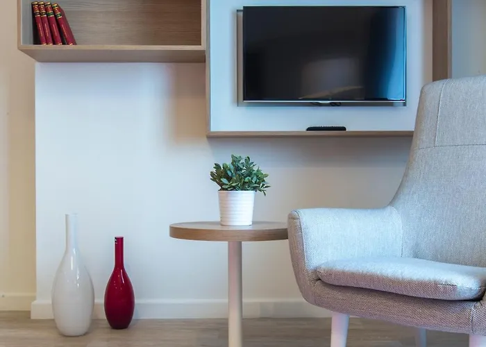 Park By Radisson & Lägenhetshotell 4*