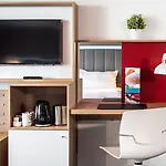 מלון דירות Park By Radisson &