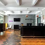 Park By Radisson & מלון דירות