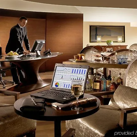 パーク バイ ラディソン ＆ レジデンス アパートホテル