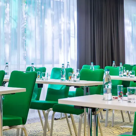 Aparthotel Park By Radisson & 4*