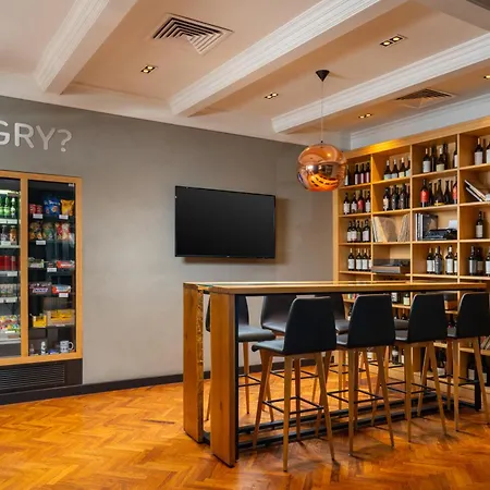 雷迪森布加勒斯特酒店公园公寓式酒店 4* 布加勒斯特