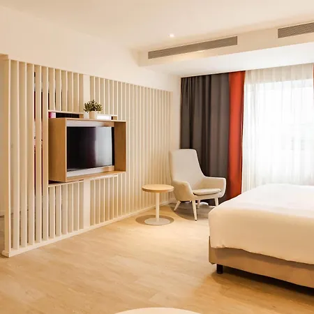 מלון דירות Park By Radisson &