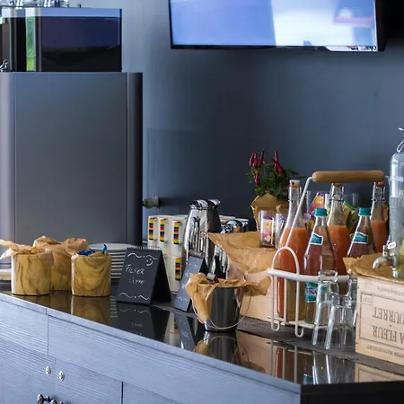 Park By Radisson & 4*