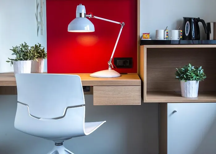 Park By Radisson & 4* Bucarest