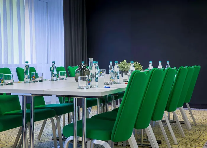 Park By Radisson & 4* Bukareszt