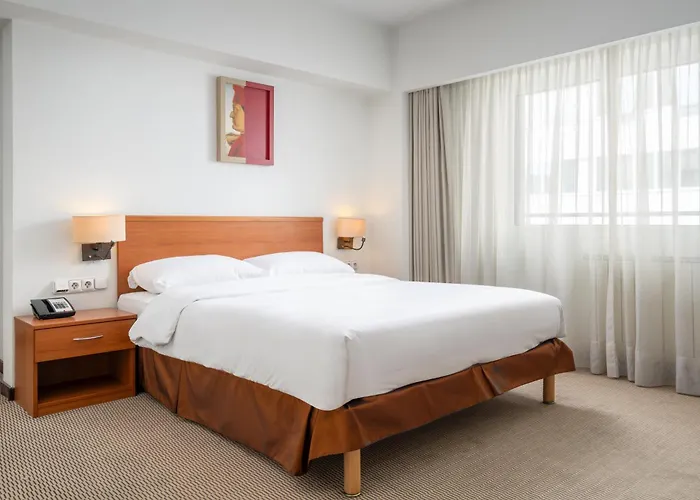 Park By Radisson & 4*