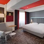 Park By Radisson & 4* Bucareste