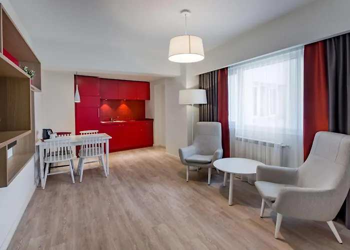 Park By Radisson & 4*